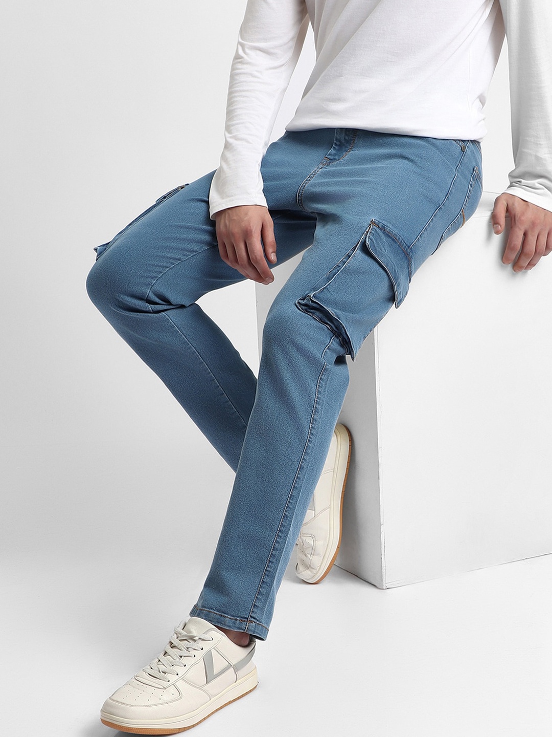 

Dennis Lingo Men Clean Look Straight Fit Stretchable Jeans, Blue