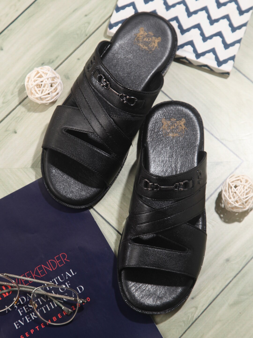 

ID Men Lightweight Leather Comfort Sandals, Black