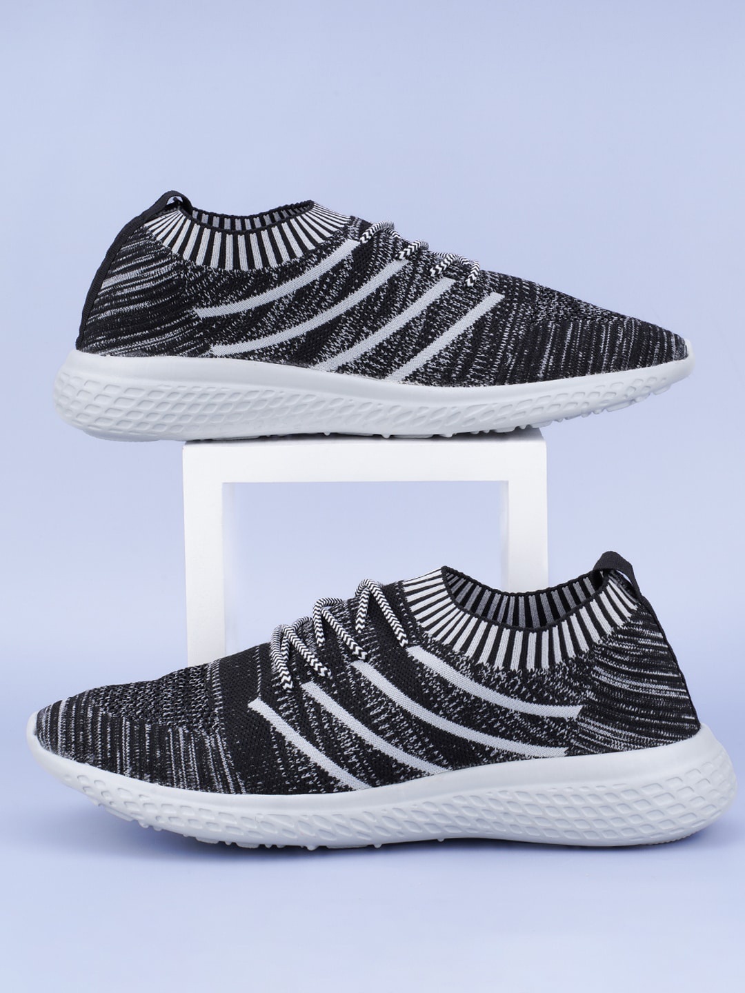 

RapidBox Men Textured Mesh Sneakers, Grey