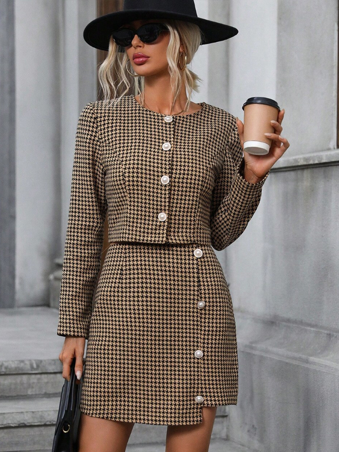 

Stylecast X KPOP Brown Geometric Printed Shirt & Skirt