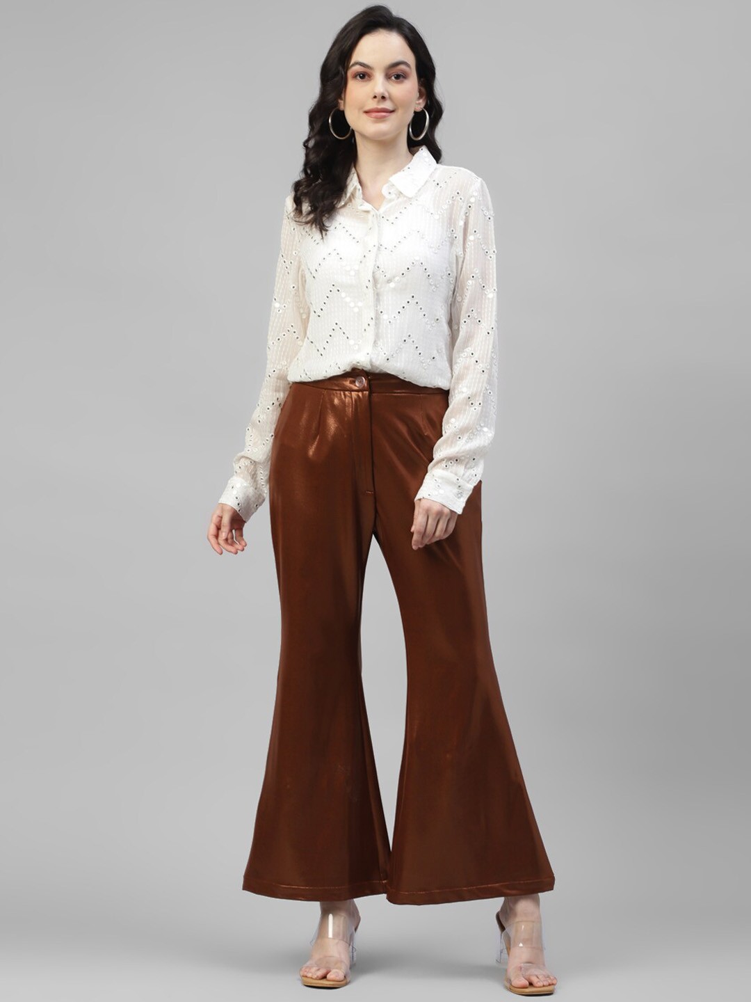 

DEEBACO Embroidered Shirt With Bell Trousers, White