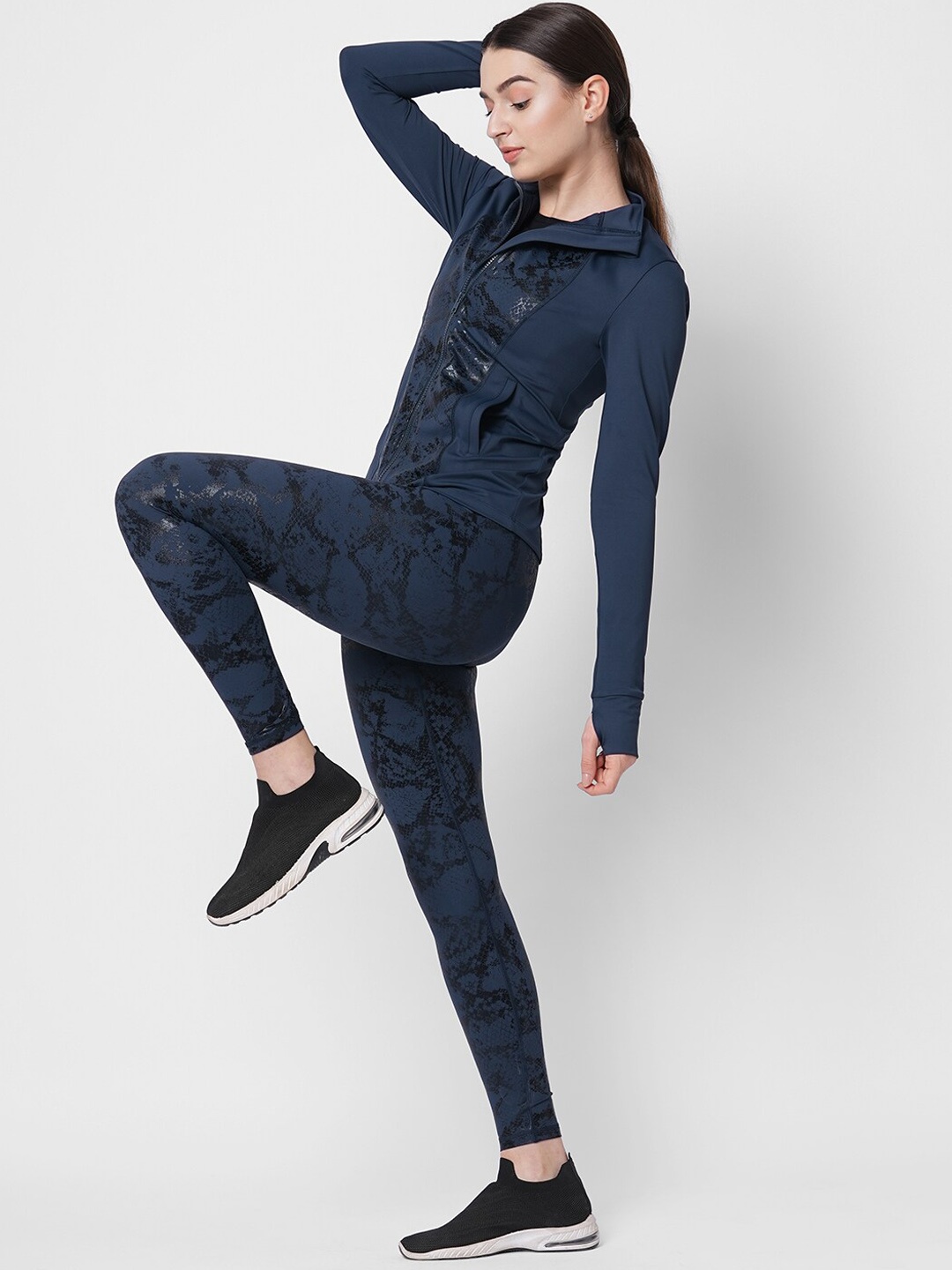 

Fitkin Animal Printed Stand Collar Anti Odour Lightweight Sporty Jacket, Navy blue