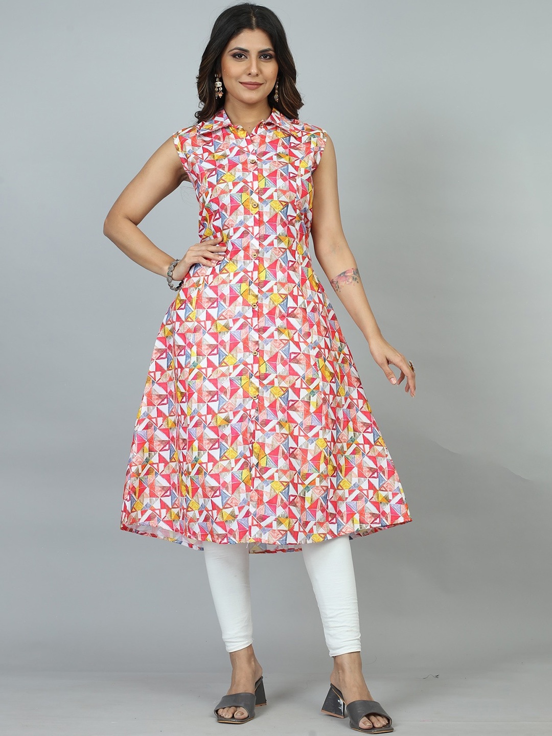 

Yara Creation Geometric Printed Shirt Collar Cotton A-line Kurta, Pink