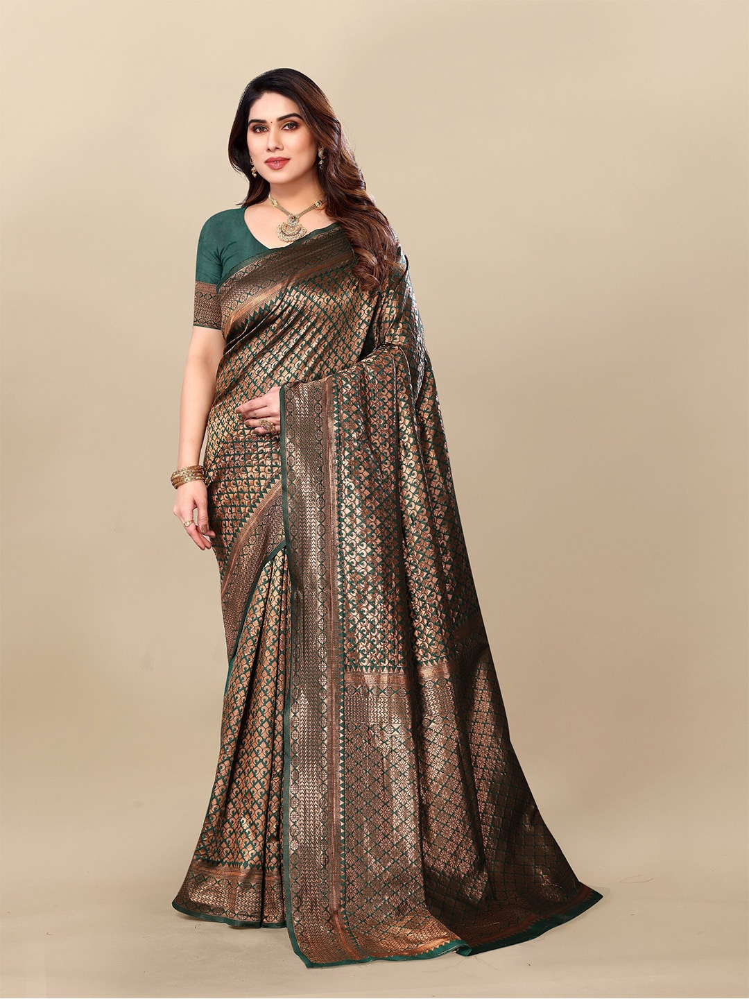 

Sidhidata Ethnic Motifs Woven Design Zari Banarasi Saree, Green