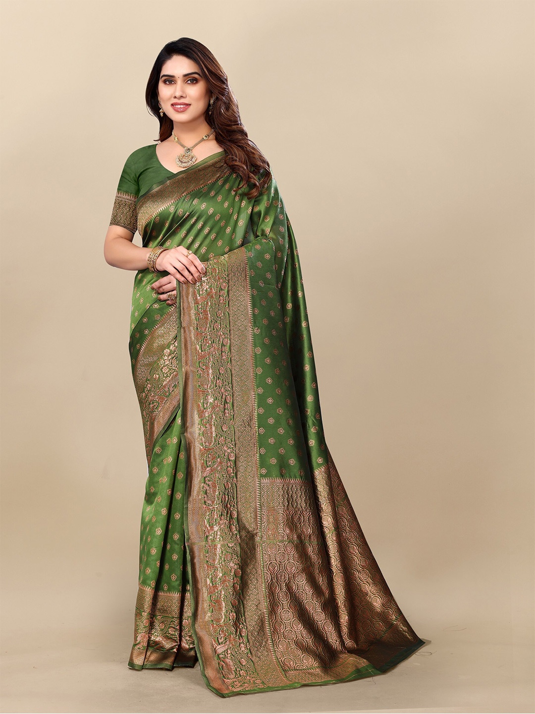 

Sidhidata Ethnic Motifs Woven Design Zari Banarasi Saree, Green