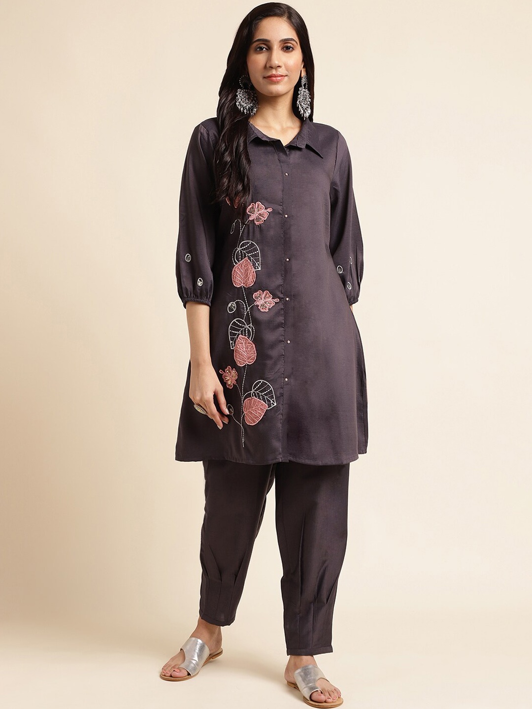 

FABMORA Floral Embroidered Shirt Collar Tunic With Trouser Co-ords, Black