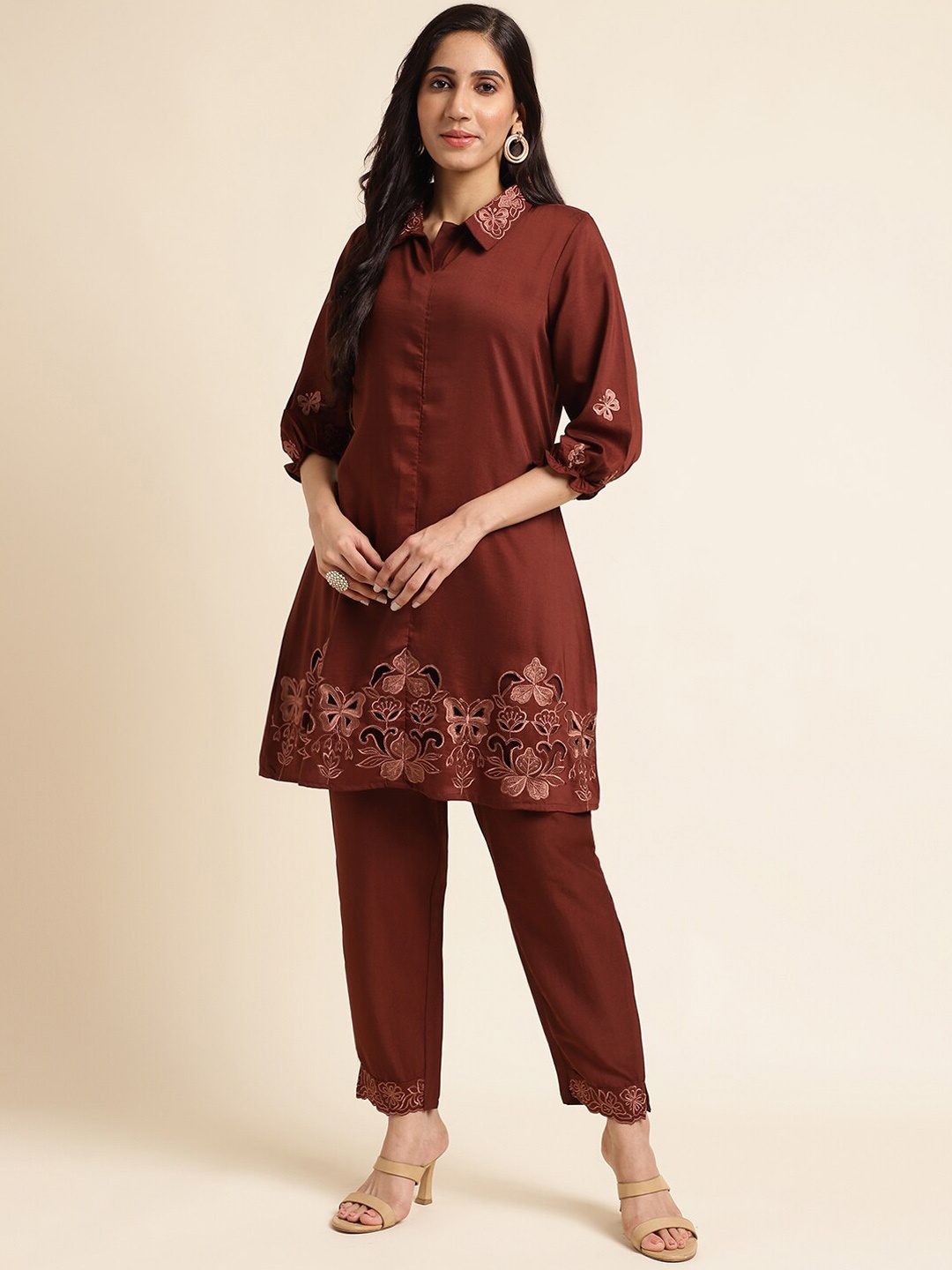 

FABMORA Ethnic Motif Embroidered Pure Silk A-Line Kurta & Trousers, Brown