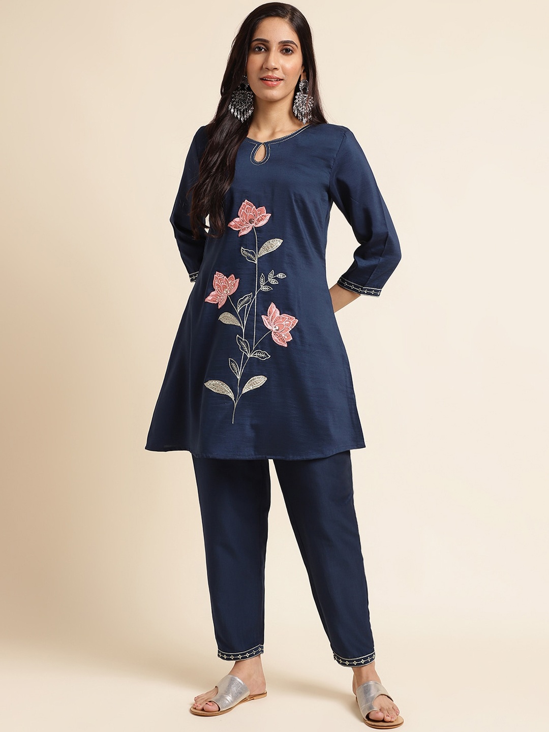 

FABMORA Floral Embroidered Pure Silk A-Line Kurta & Trousers, Navy blue