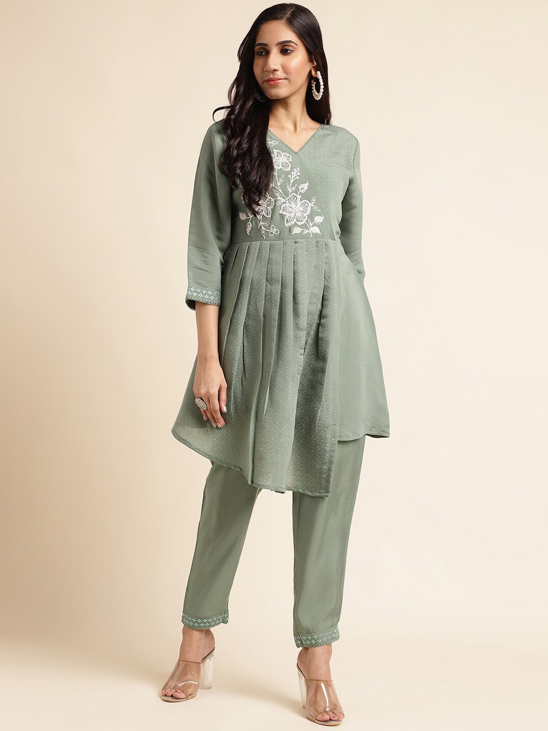 

FABMORA Floral Embroidered Asymmetric A-Line Kurta & Trousers, Lime green