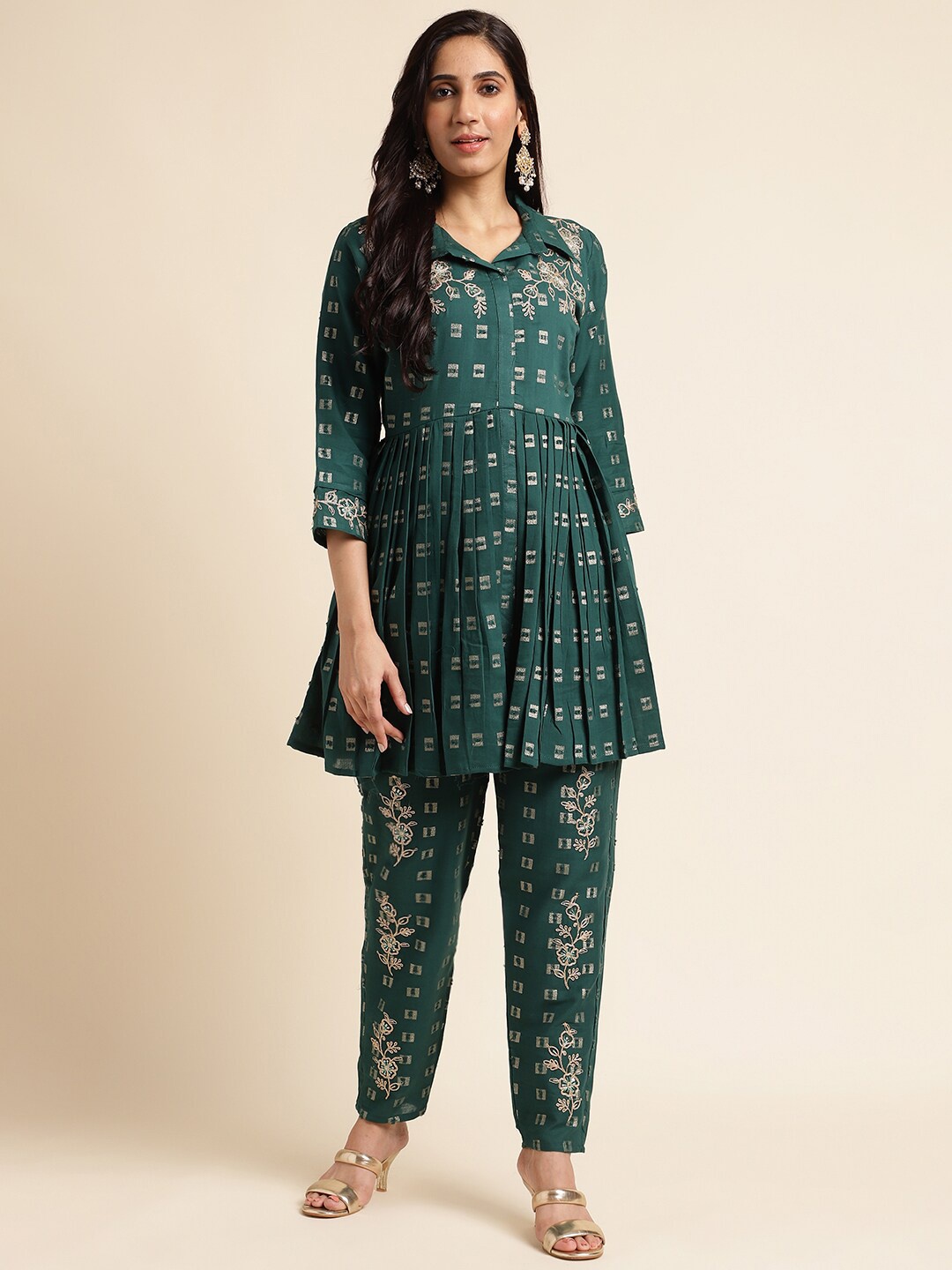 

FABMORA Ethnic Motif Woven Design Thread Work Organic Cotton A-Line Kurta & Trousers, Green