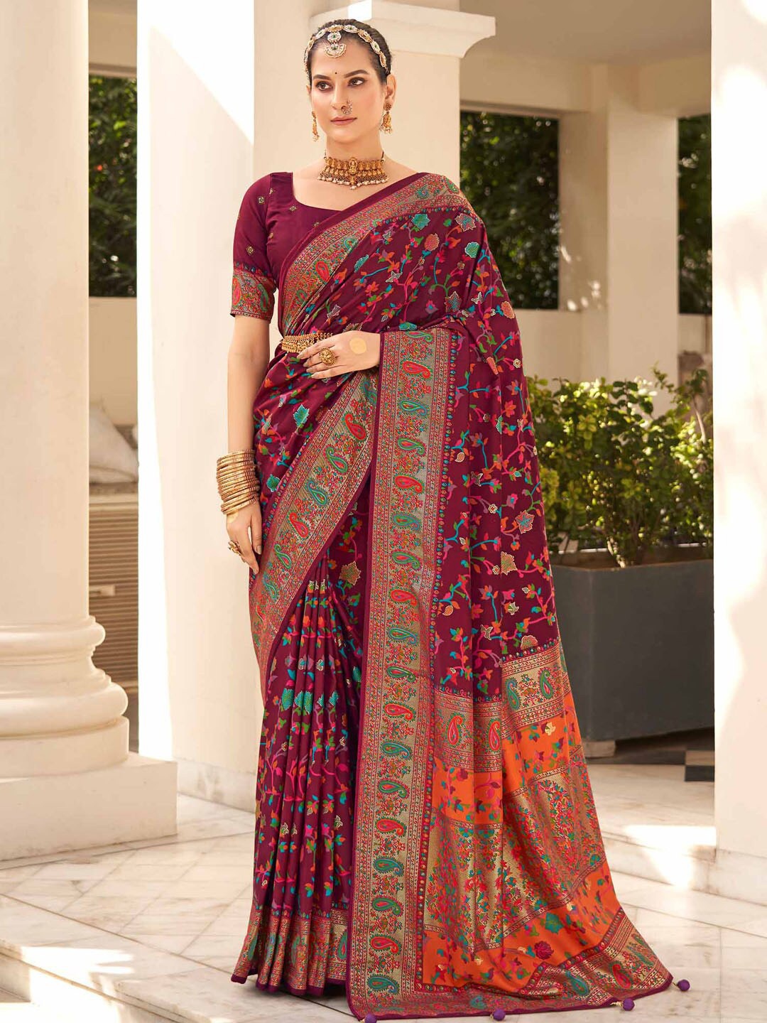 

Saree mall Floral Printed Zari Bagh Sarees, Burgundy