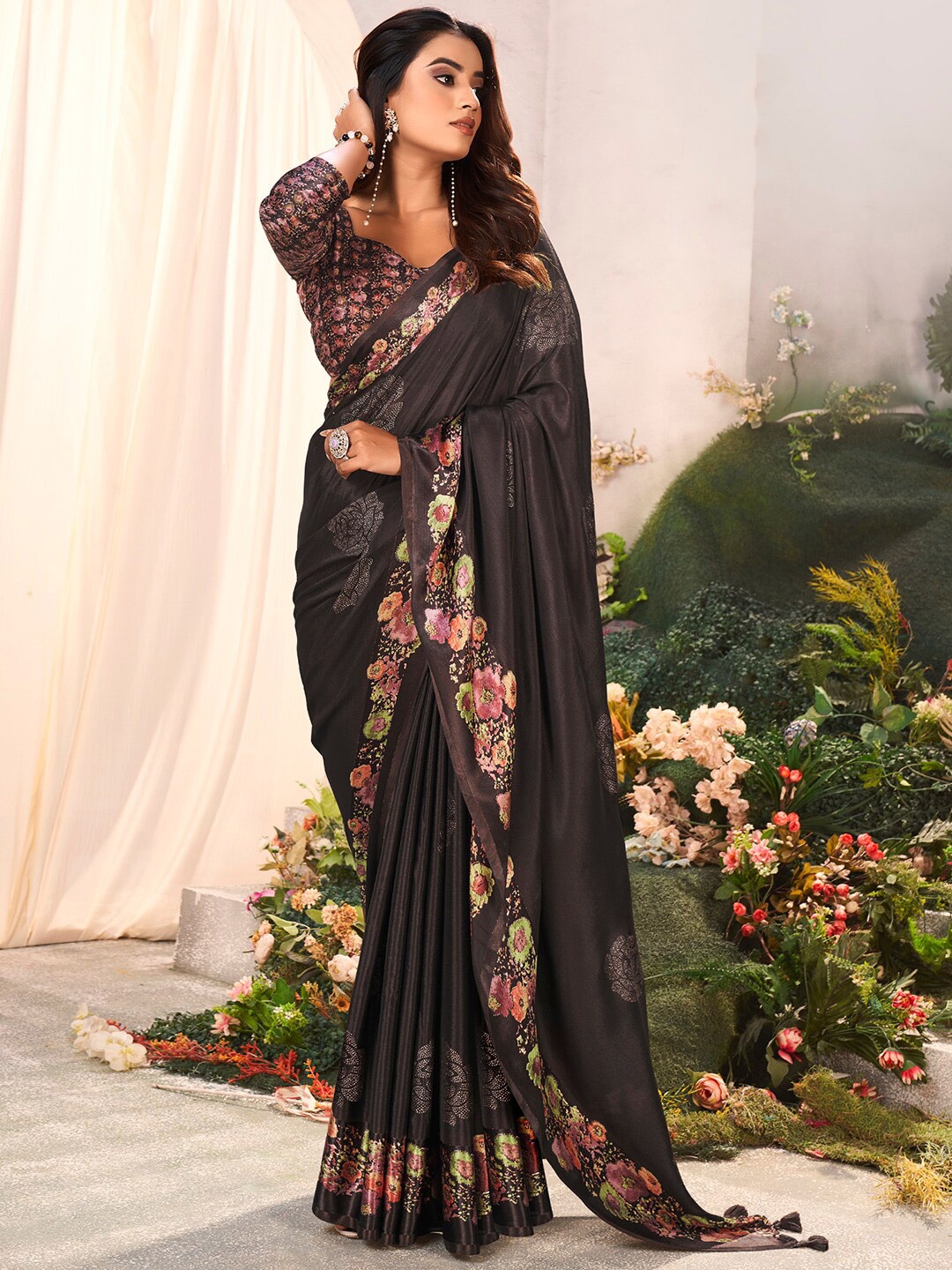 

Saree mall Floral Embellished Pure Chiffon Sarees, Black