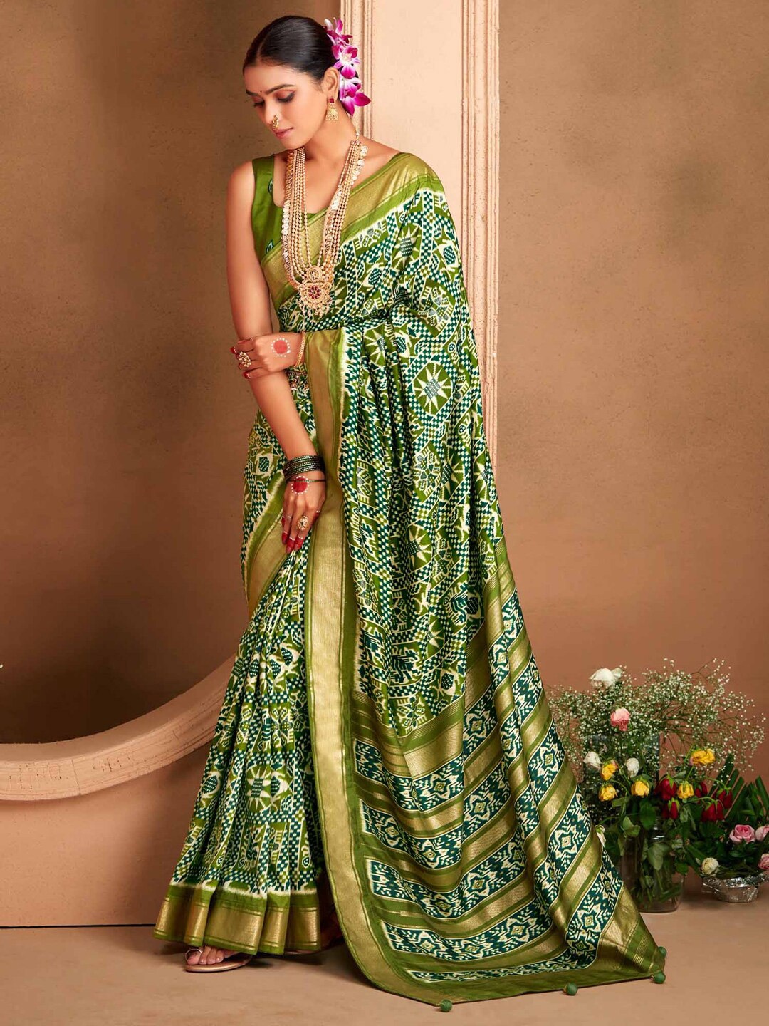 

Saree mall Ethnic Motifs Printed Zari Ikat Sarees, Green