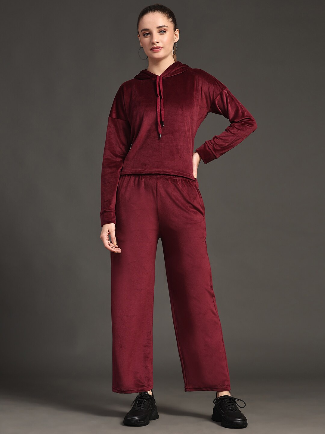 

KALINI Hooded Woollen Tracksuits, Maroon