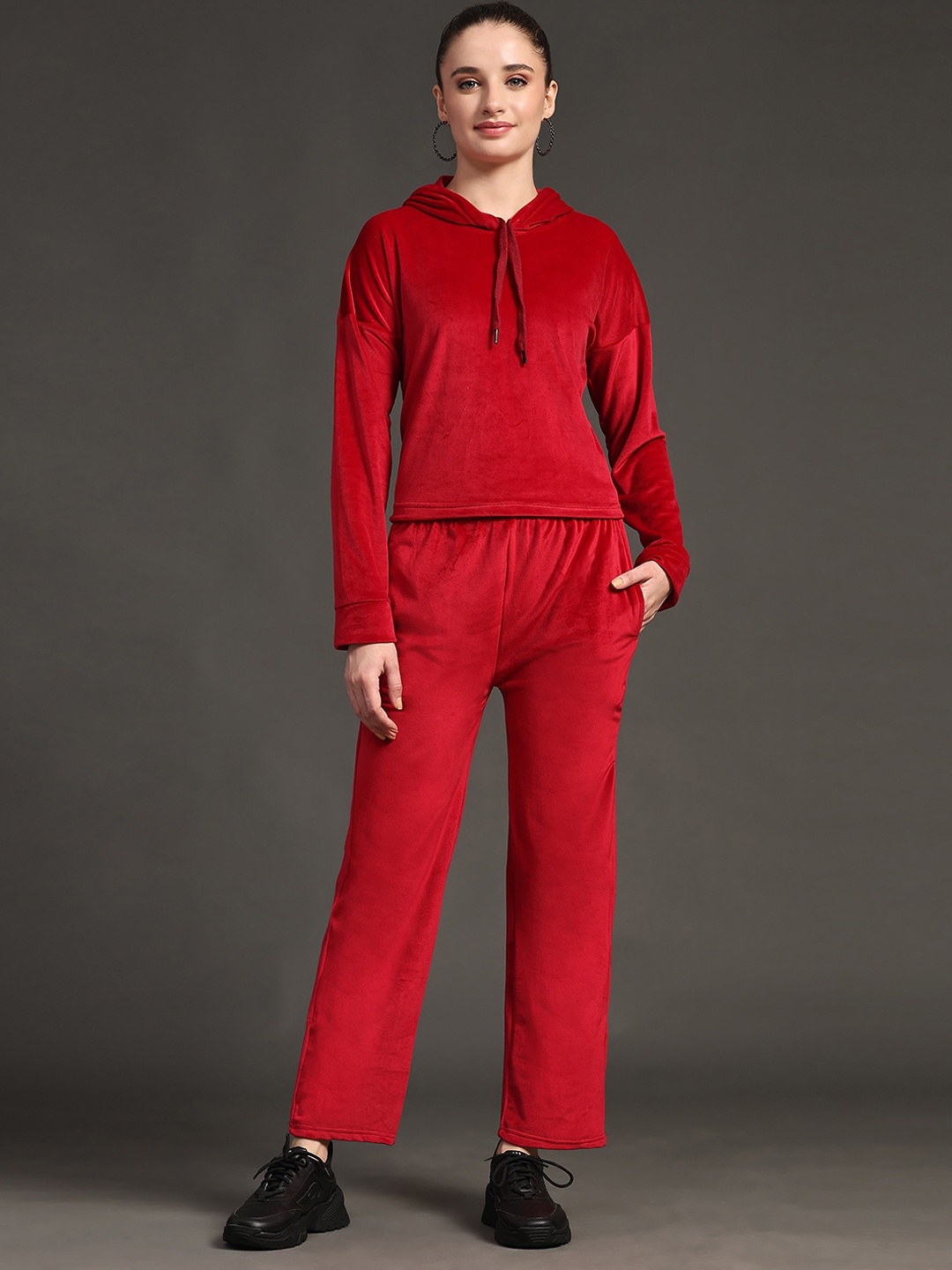 

KALINI Hooded Woollen Tracksuits, Red