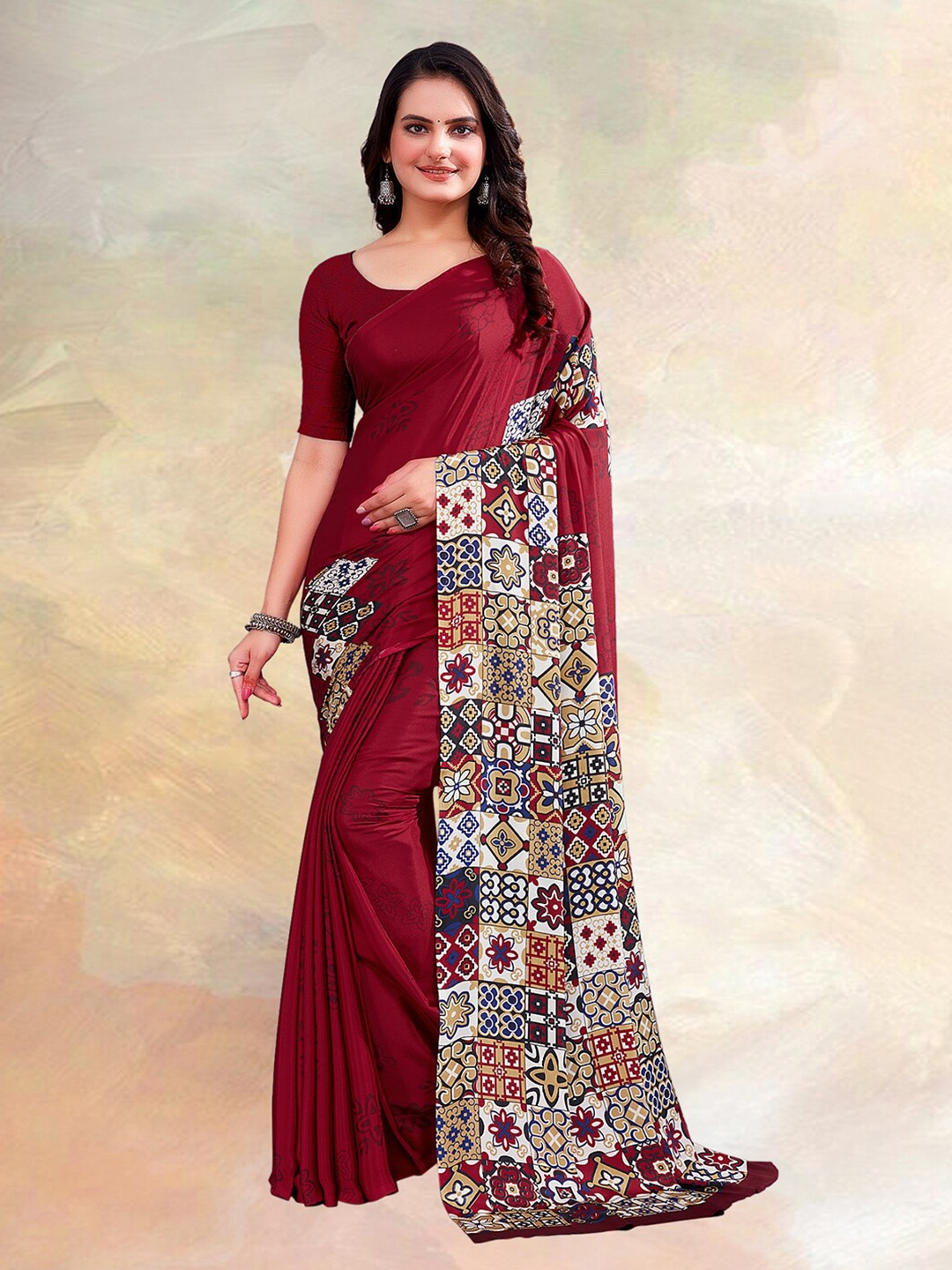 

Kasak Ethnic Motifs Printed Saree, Red