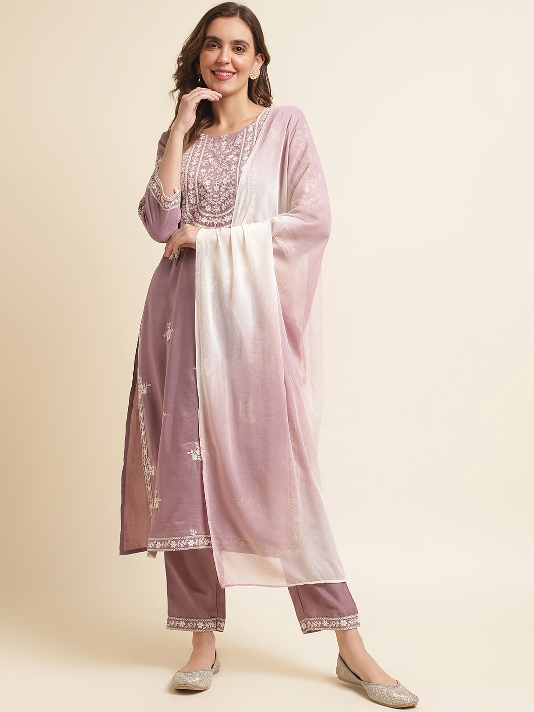 

House of Pataudi Purple Floral Embroidered Straight Kurta & Trousers With Dupatta