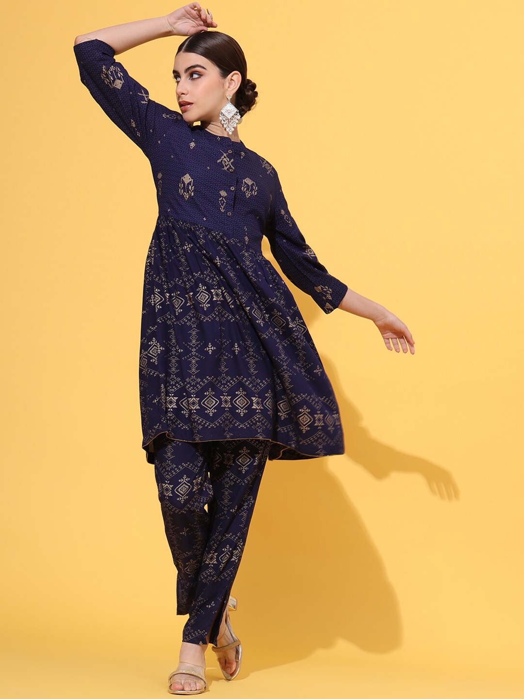 

JAIPUR PRIME Ethnic Motifs Printed Regular Kurta with Trousers, Blue