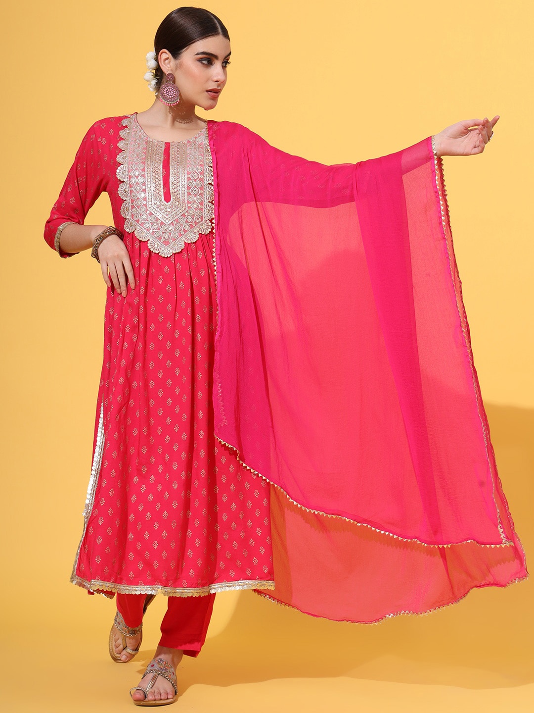 

JAIPUR PRIME Yoke Design Regular Kurta with Trousers & Dupatta, Pink