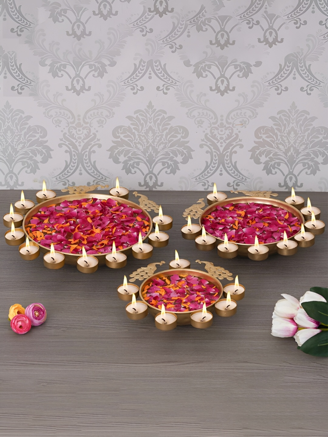 

ARVALLEY Gold Toned 3 Pieces Textured Decorative Bowls With Diyas
