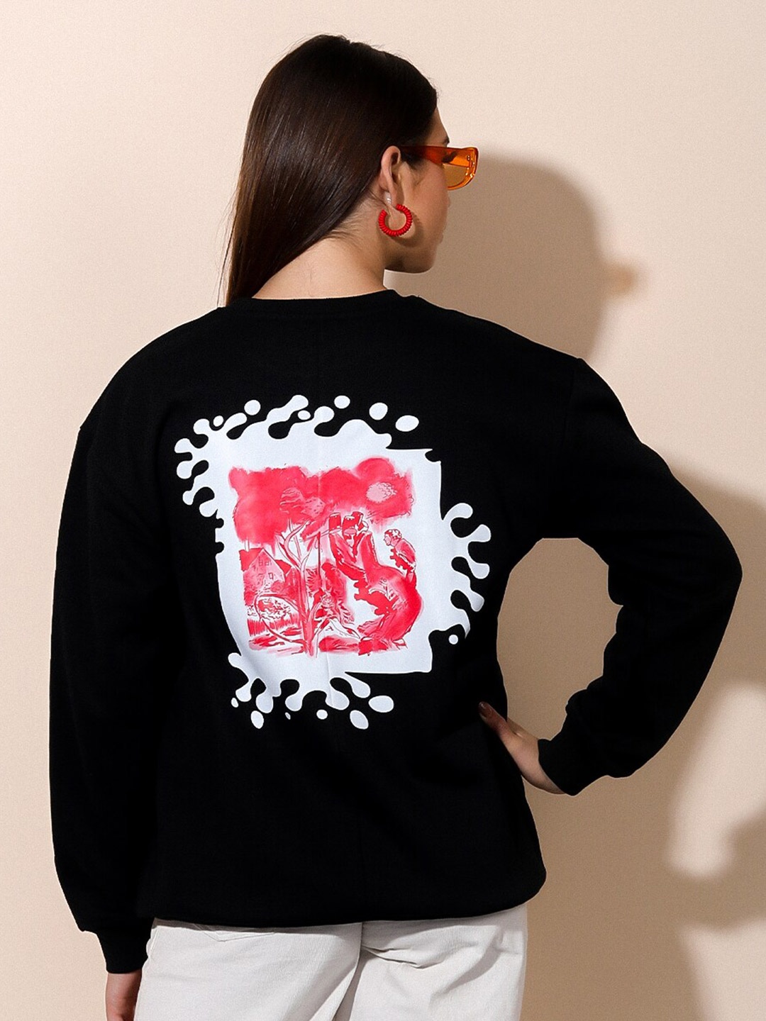 

Stylecast X Hersheinbox Black & White Graphic Printed Pure Cotton Pullover
