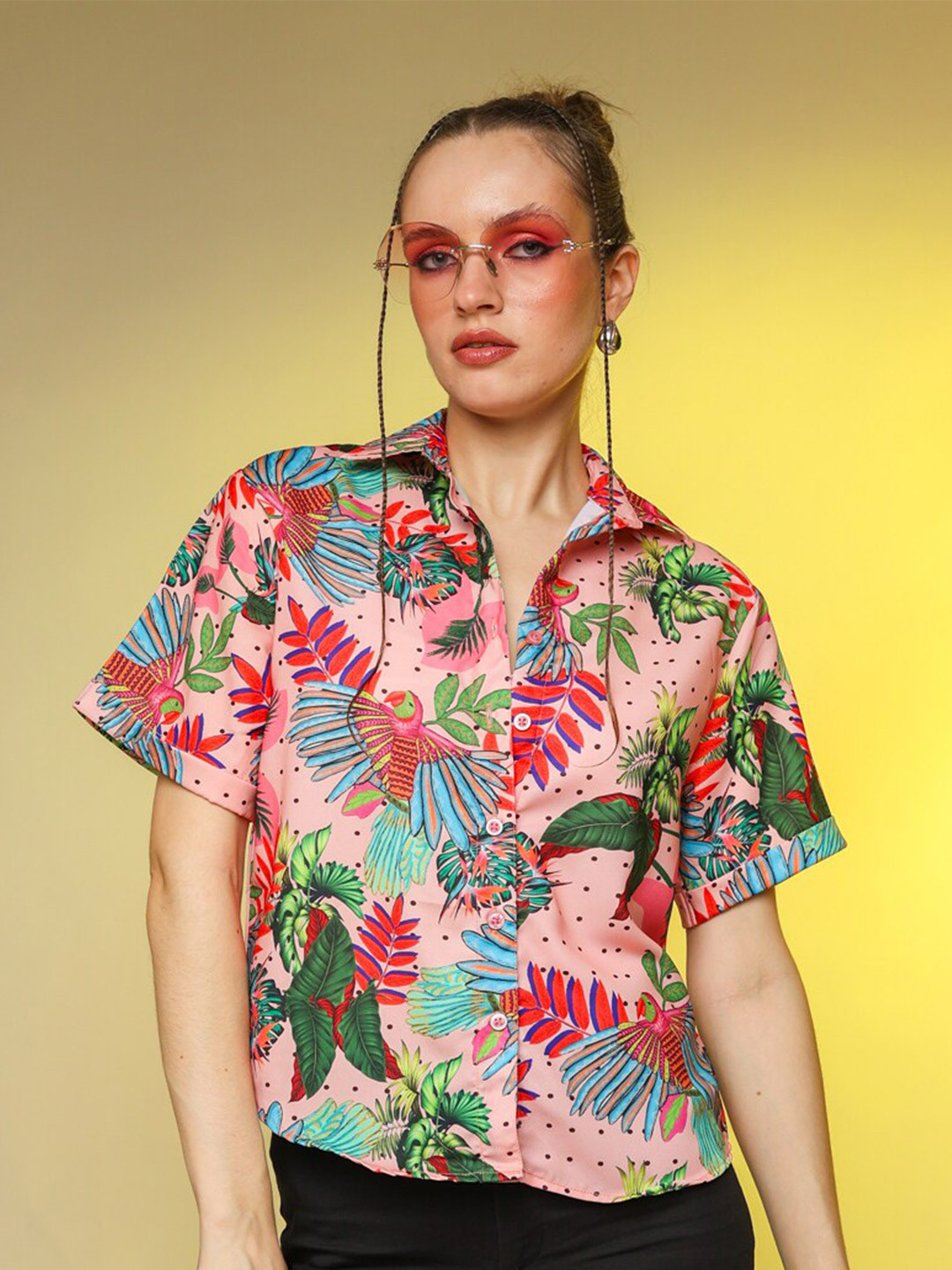 

Stylecast X Hersheinbox Pink & Green Graphic Printed Casual Shirt
