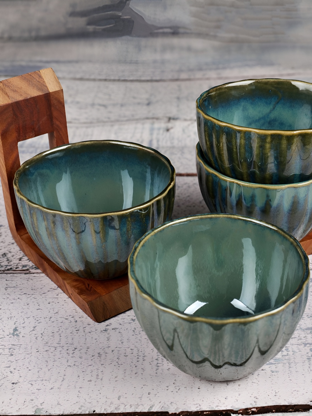 

ARTYSTA BEAUTIFYING LIVES Green & Gold Toned 4 Pieces Textured Ceramic Glossy Bowls