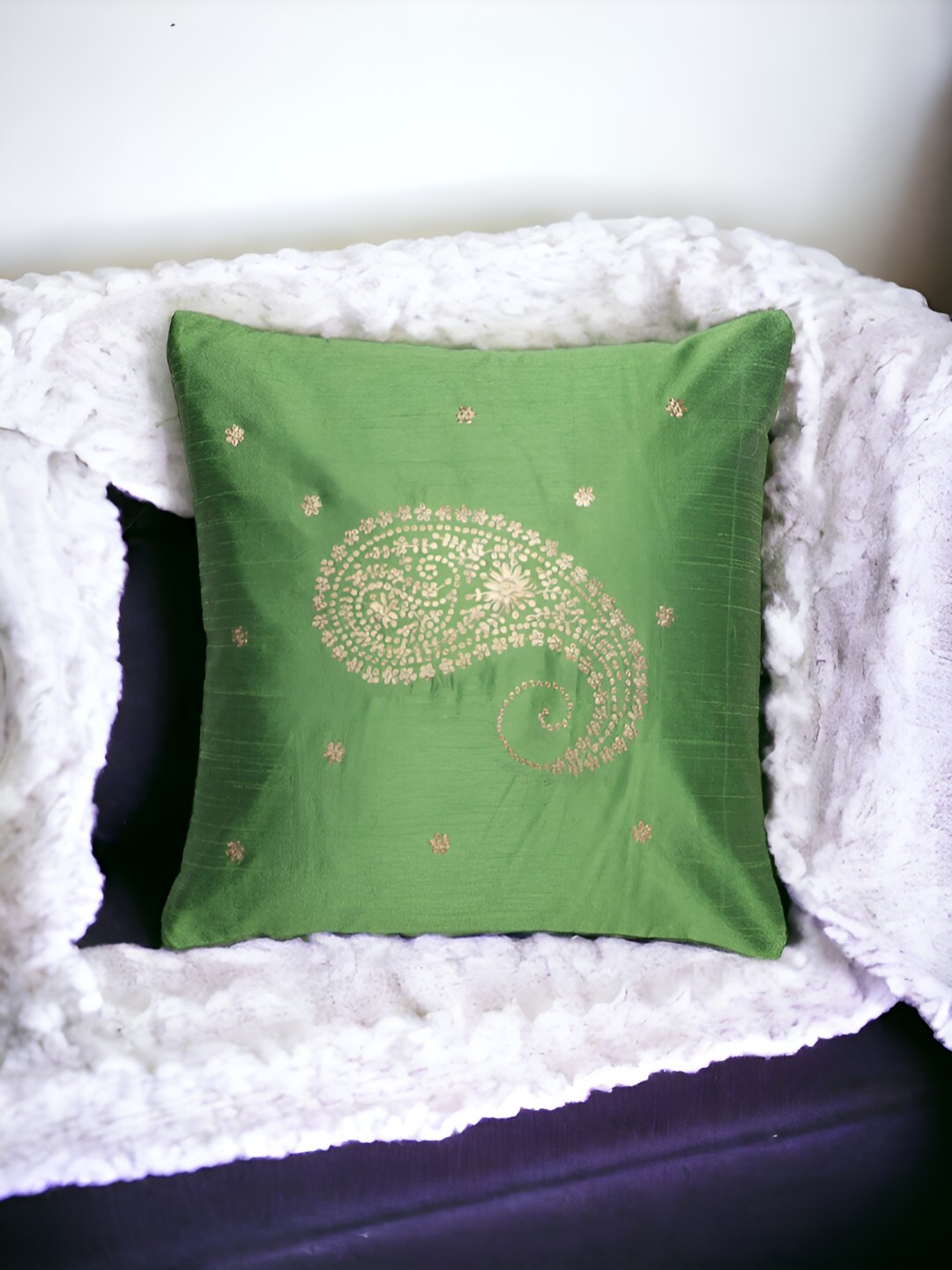 

THE COCOTIER Green Square Cushion Covers