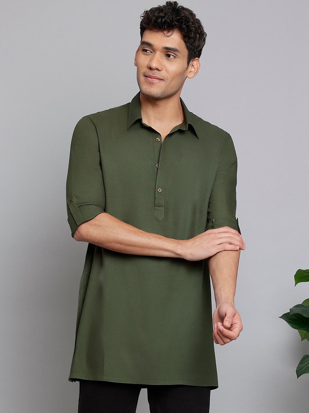 

Anouk Green Shirt Collar Roll-Up Sleeves Straight Kurta