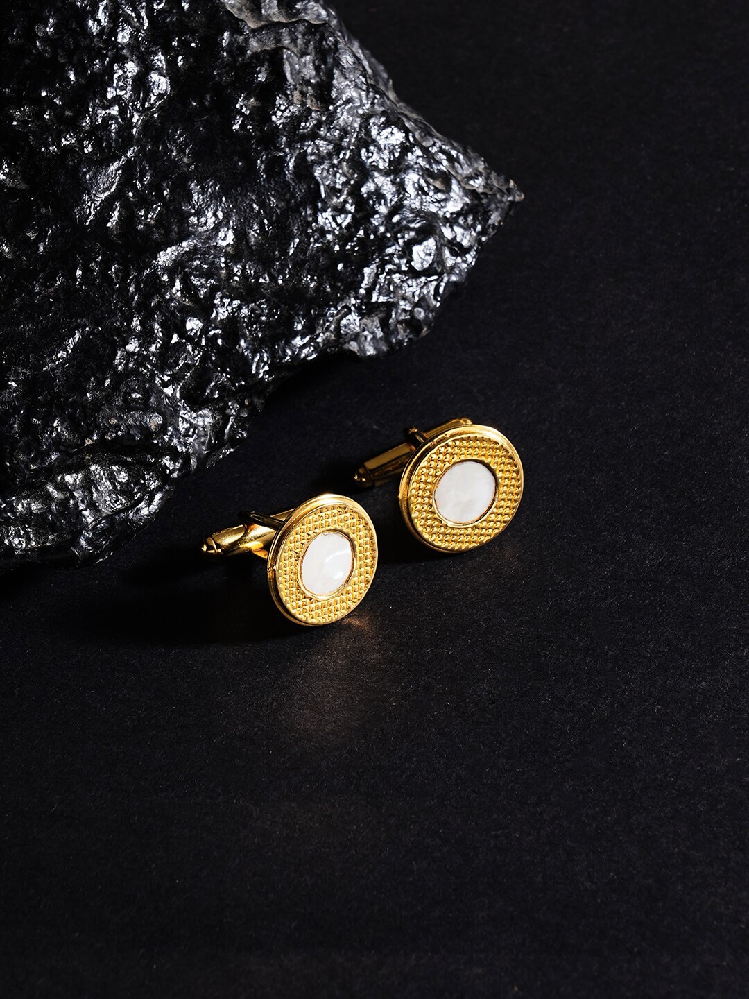 

ZORD Men Gold-Plated Mother Of Pearl Sterling Silver Cufflink