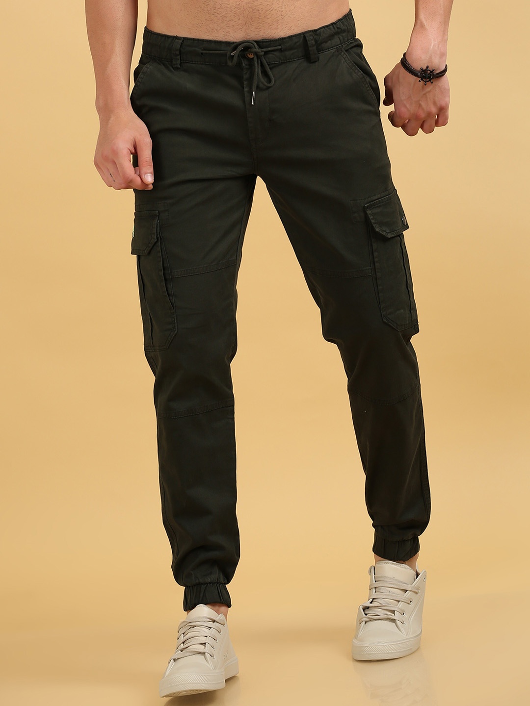 

CAZZBA Men Mid-Rise Cotton Cargos, Green