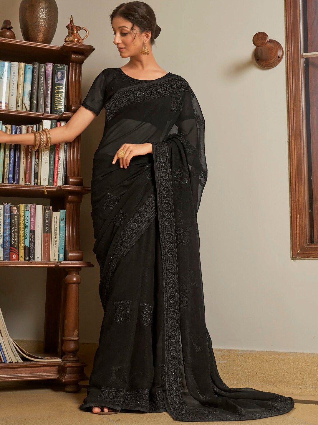 

Kalista Black Ethnic Motifs Embroidered Pure Chiffon Saree