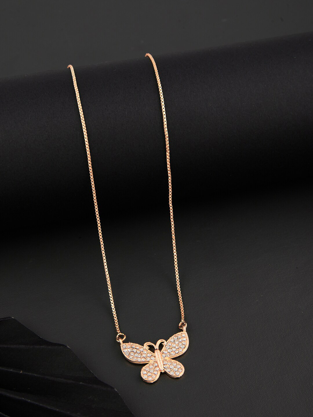 

DressBerry Brass Gold-Plated Antique Chain