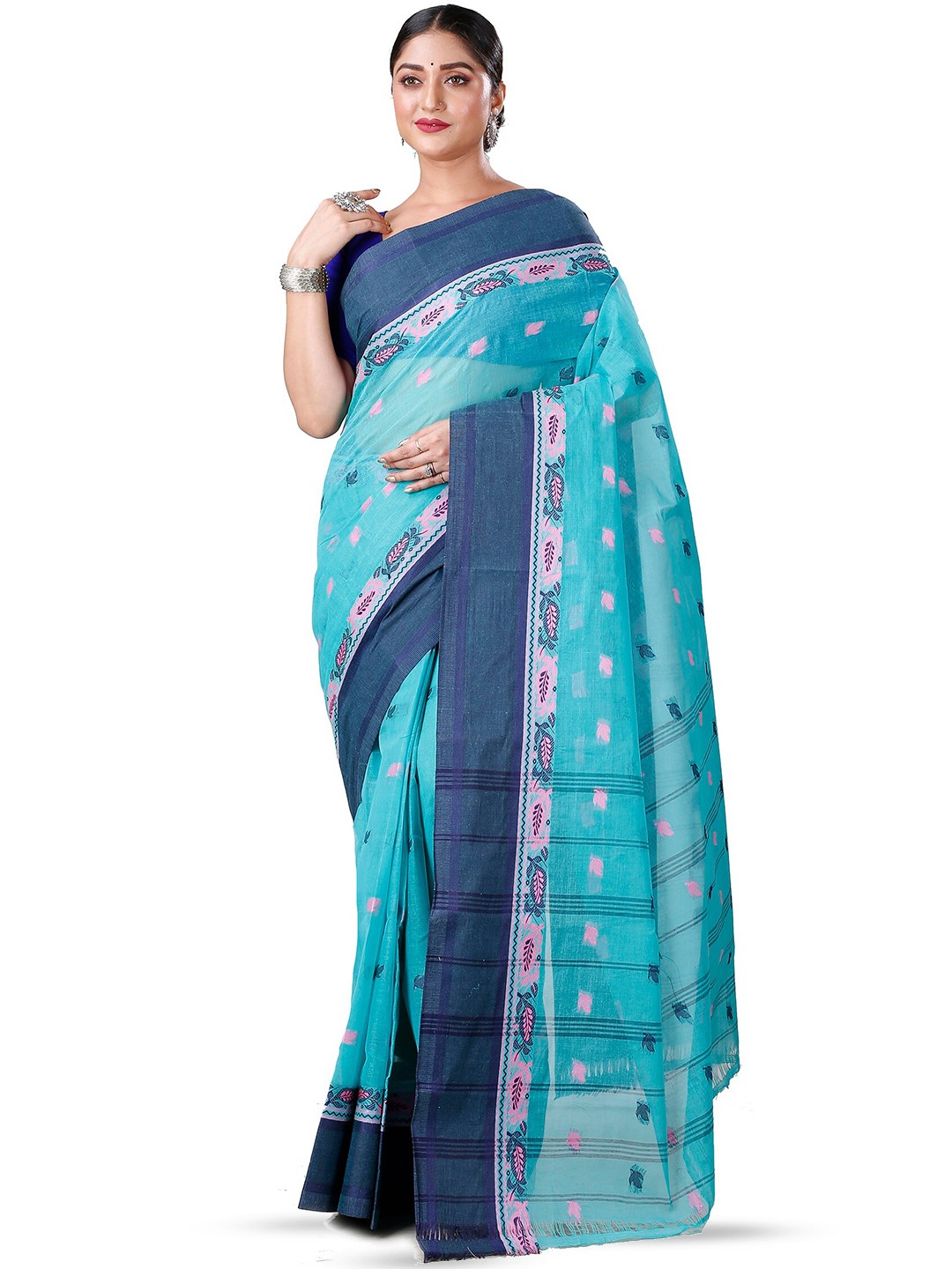 

PuJoy Ethnic Motifs Woven Design Pure Cotton Taant Saree, Sea green
