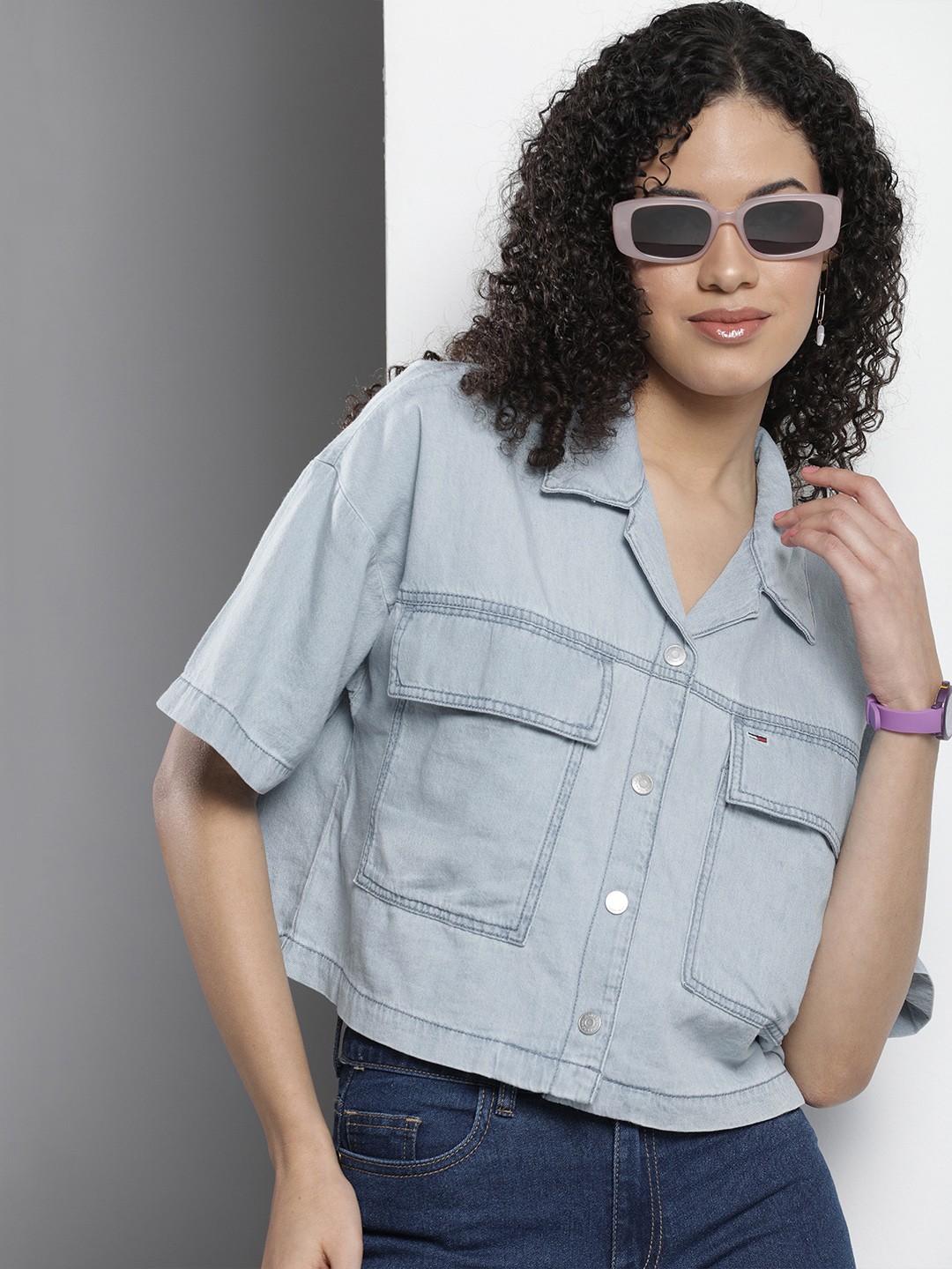 

Tommy Hilfiger Solid Pure Cotton Chambray Shirt Style Crop Top, Blue