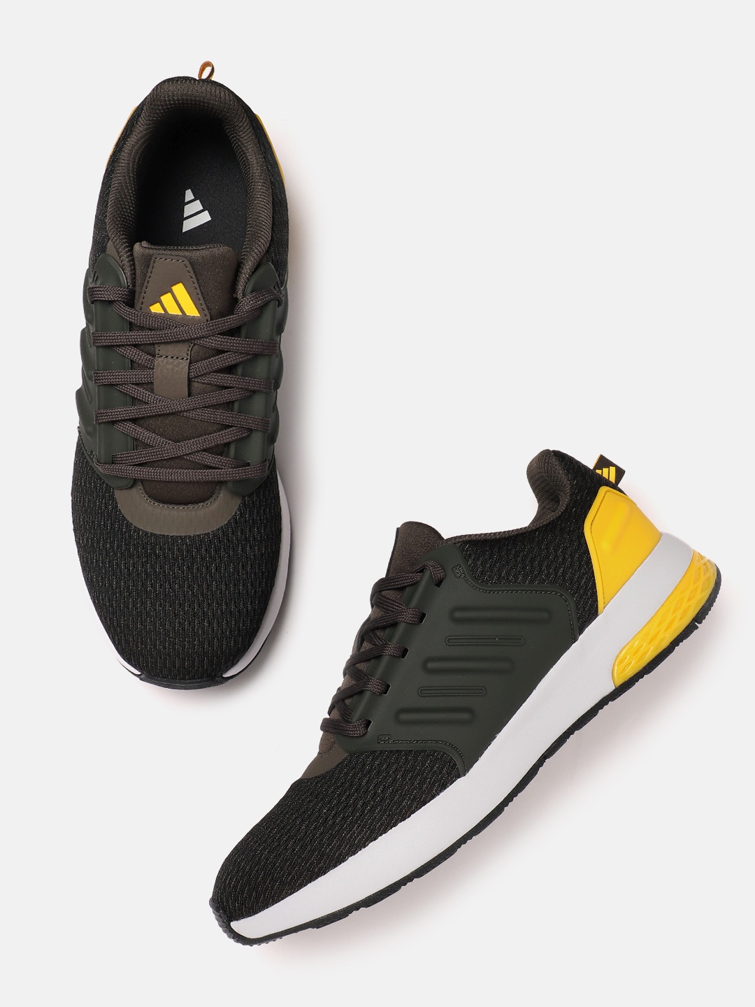 

ADIDAS Men Woven Design DotRun Running Shoes, Black