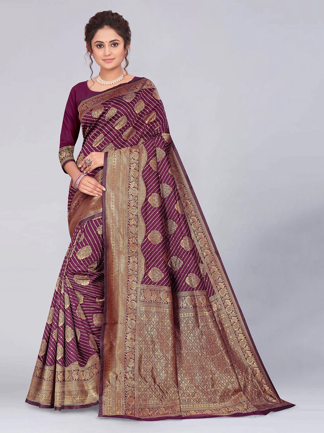 

MUKHITA Ethnic Motifs Woven Design Zari Banarasi Saree, Purple