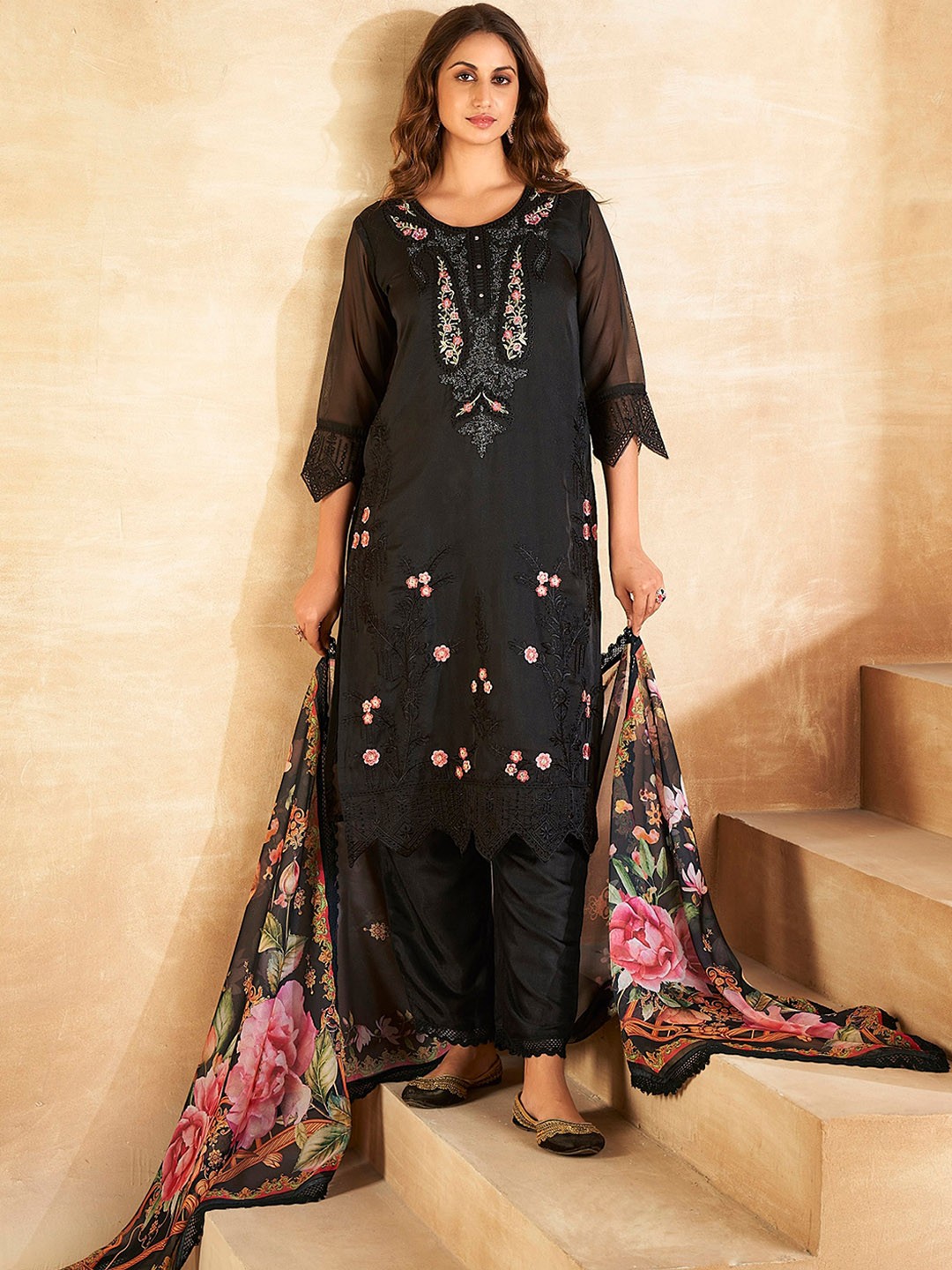 

Indo Era Floral Embroidered Regular Kurta with Trousers & Dupatta, Black