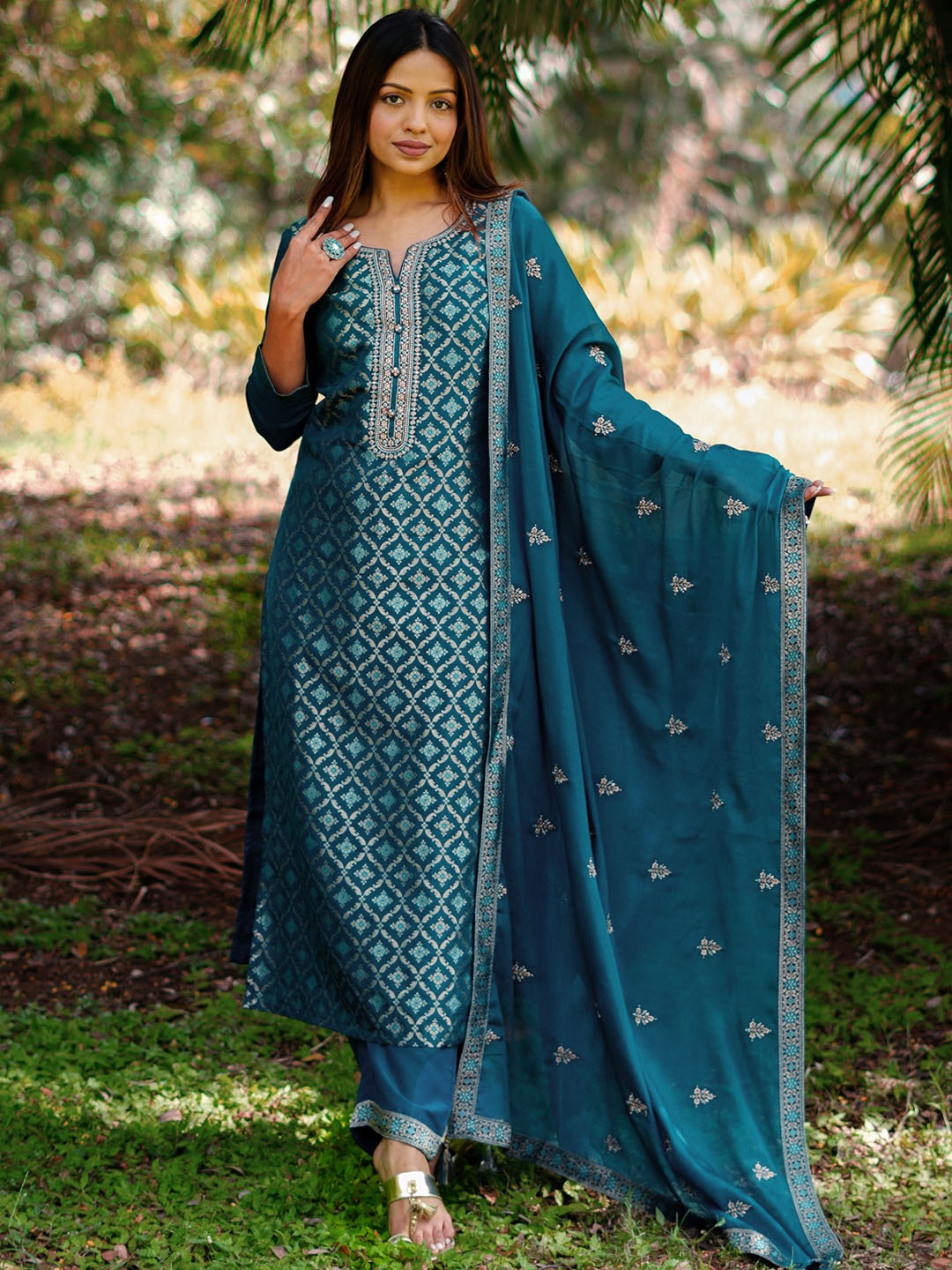 

Libas Women Ethnic Motifs Regular Kurta with Palazzos & Dupatta, Teal
