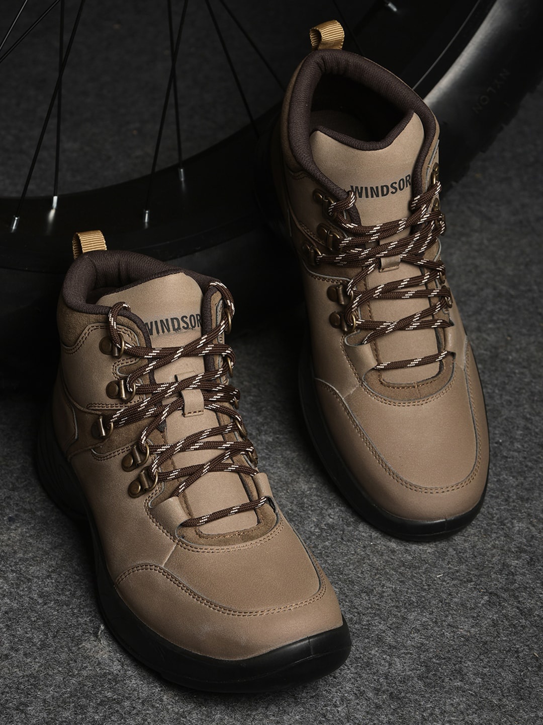 

Liberty Men ZOOM Mid Top Regular Boots, Camel brown