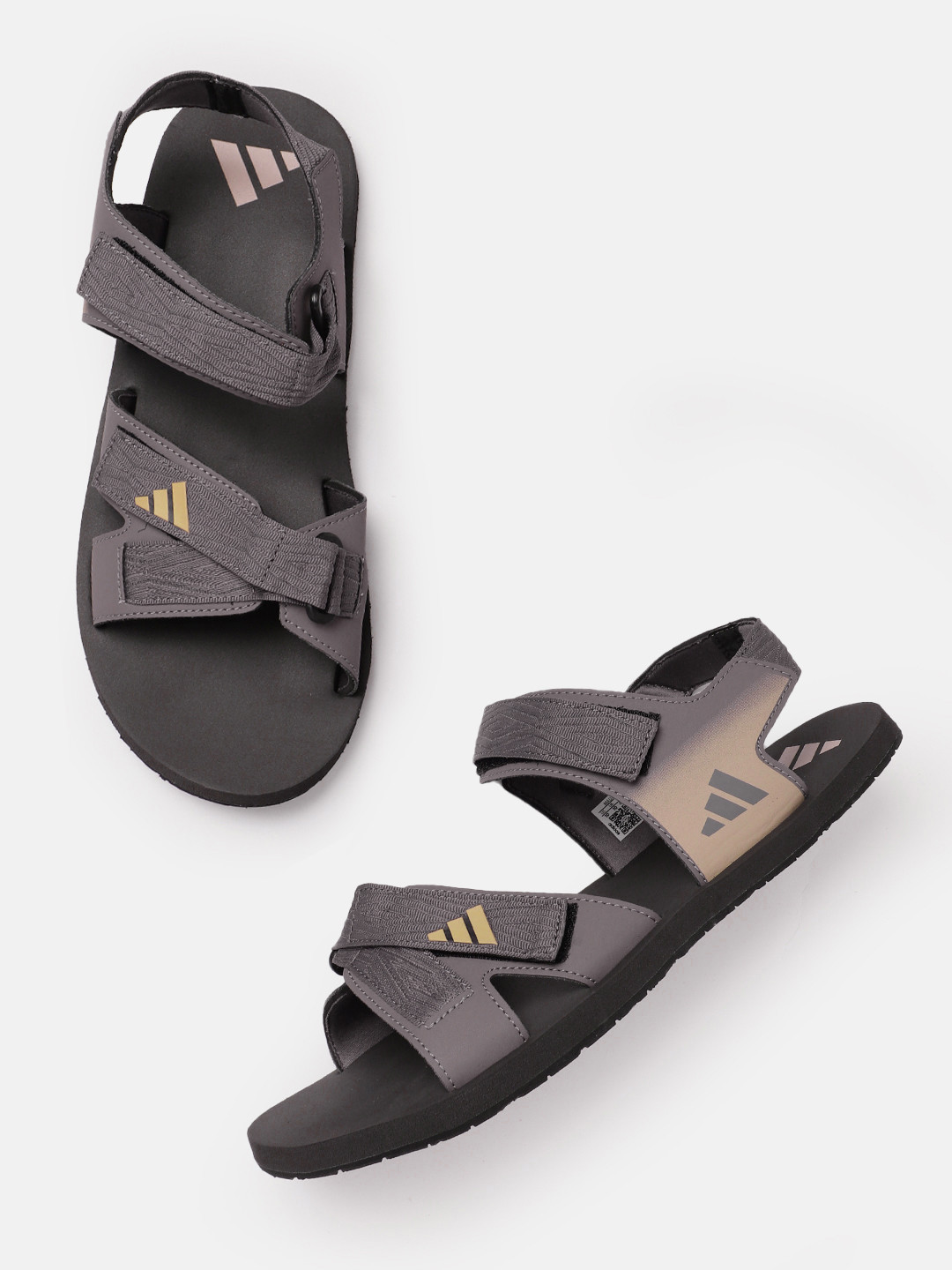 

ADIDAS Men Textured Low LI Sports Sandals with Brand Logo Detail, Brown