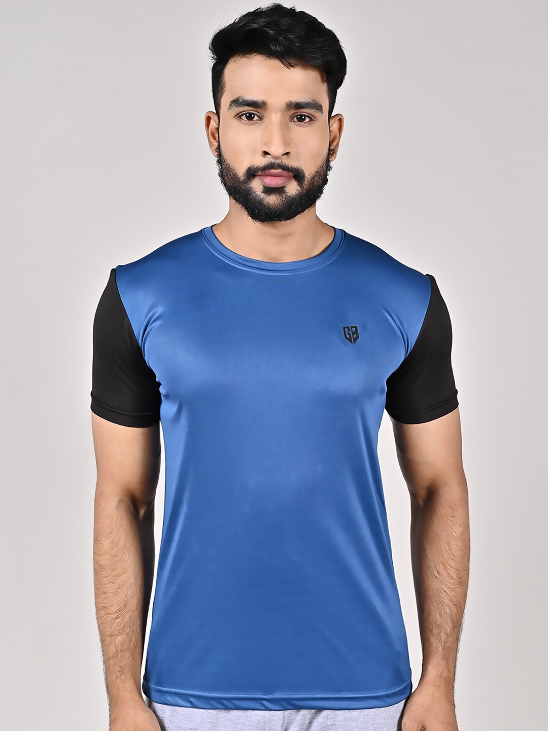 

GAME BEGINS Round Neck T-Shirt, Blue