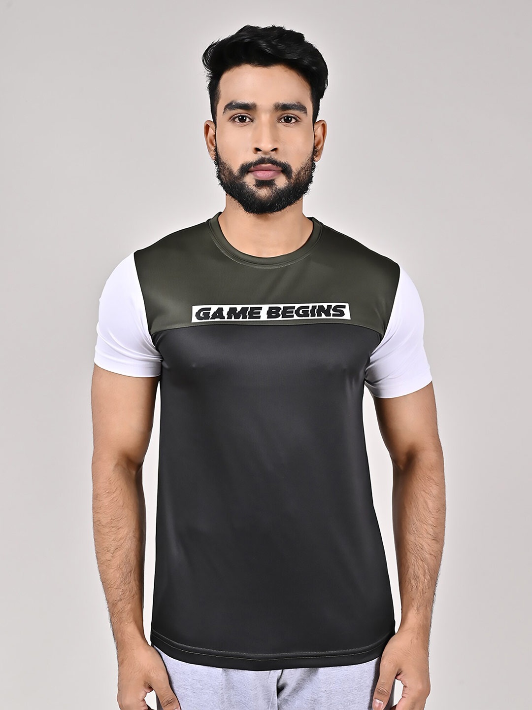 

GAME BEGINS Typography Printed T-Shirt, Green