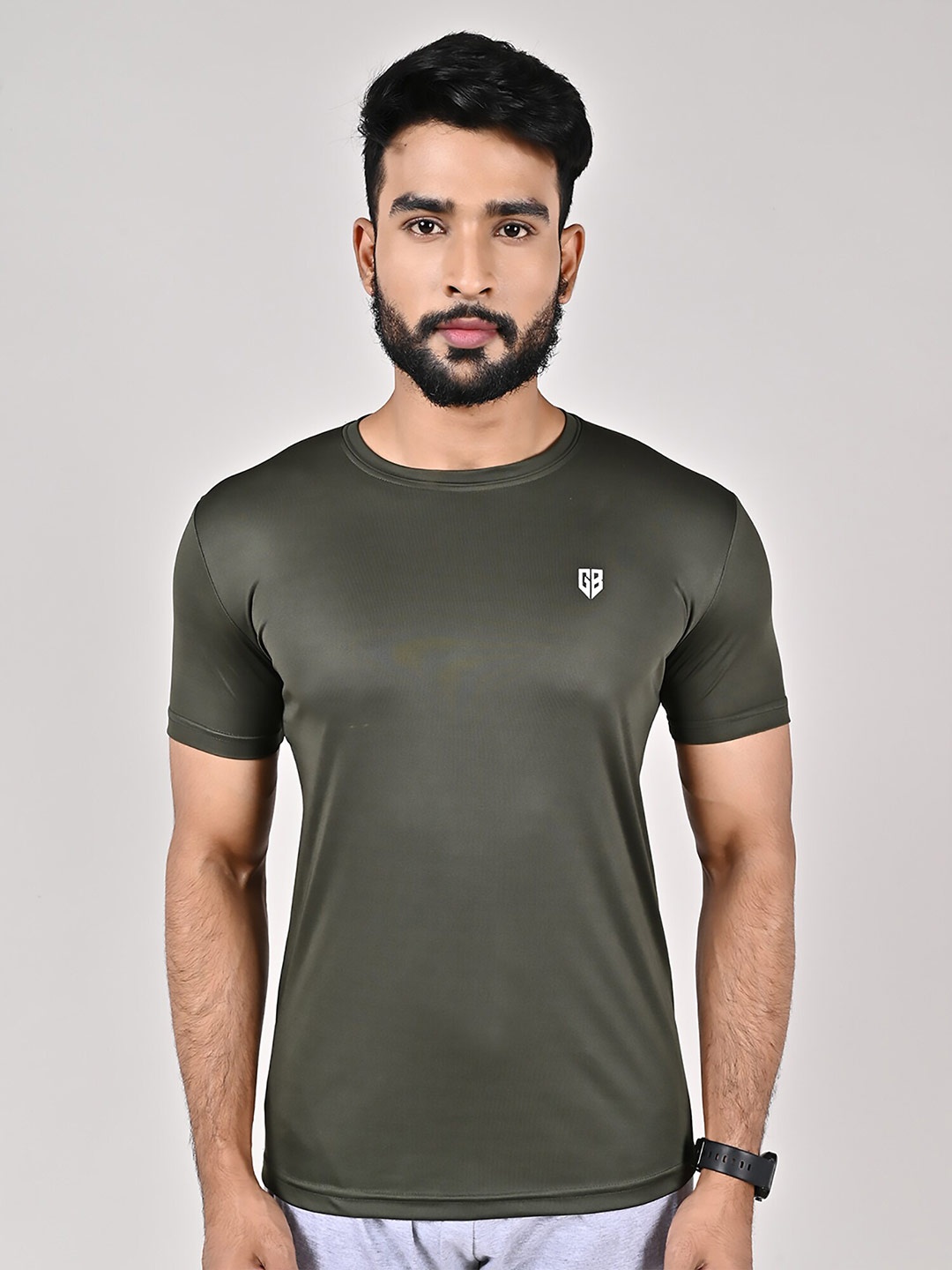 

GAME BEGINS Round Neck T-Shirt, Green