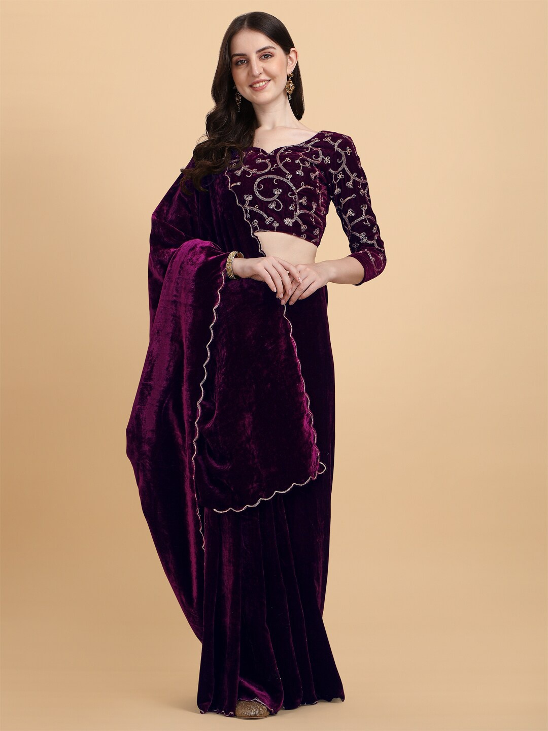 

N N ENTERPRISE Embroidered Velvet Saree, Purple