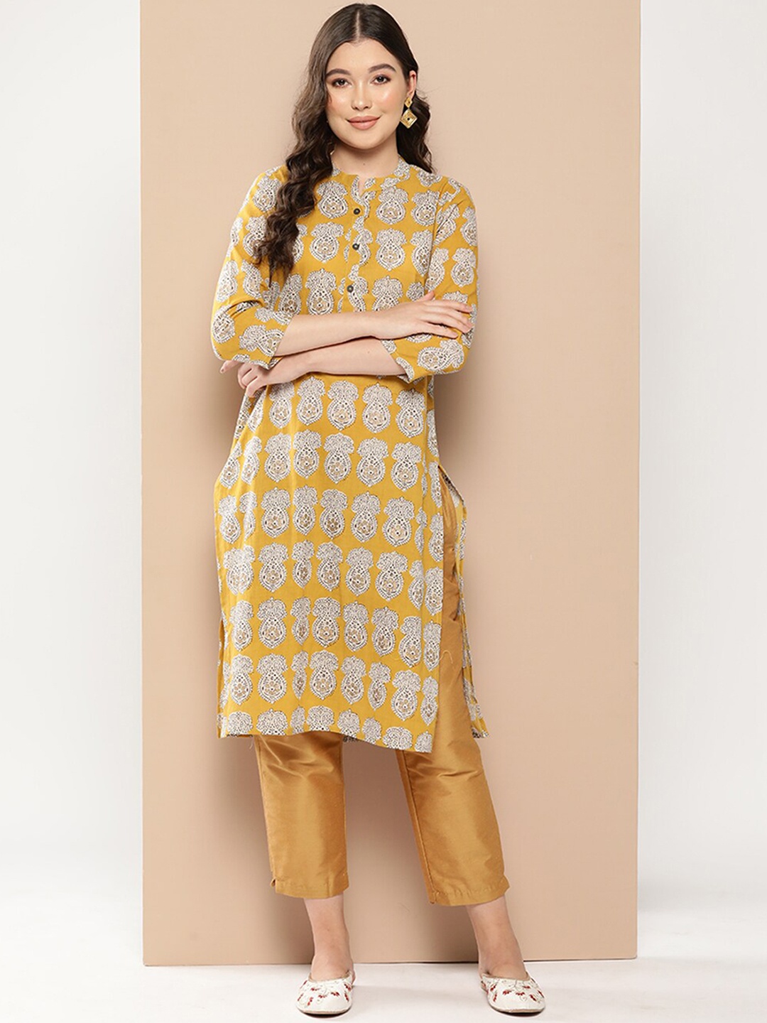 

ODETTE Ethnic Motifs Printed Mandarin Collar Indie Prints Cotton Straight Kurta, Mustard
