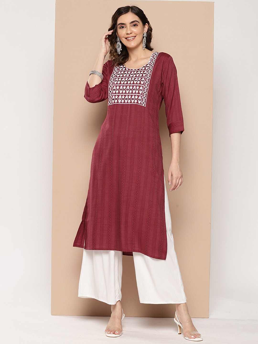 

ODETTE Ethnic Motifs Embroidered Straight Kurta, Maroon