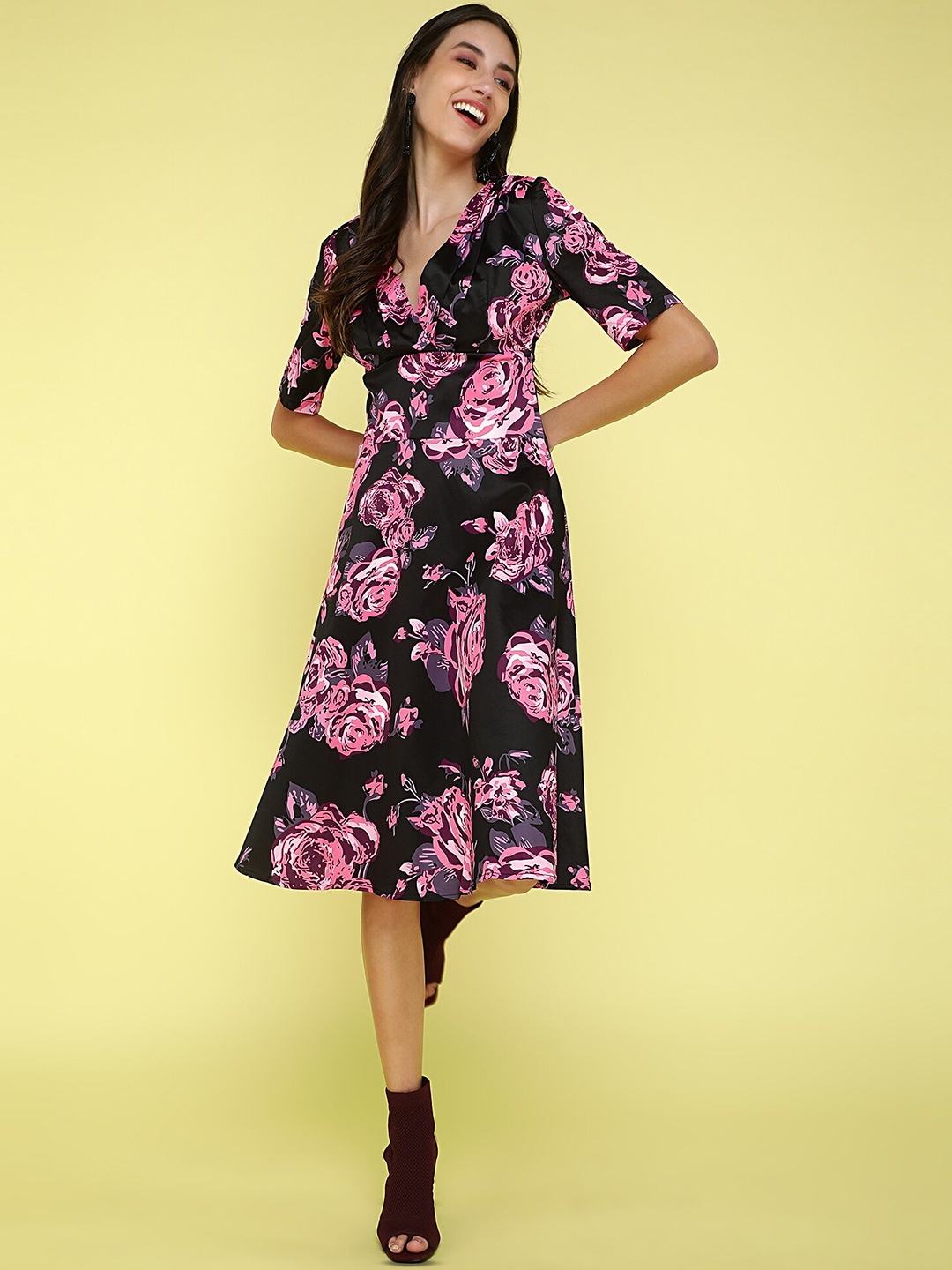 

LULU & SKY Floral Printed V-Neck Pleated Detail A-Line Dress, Black