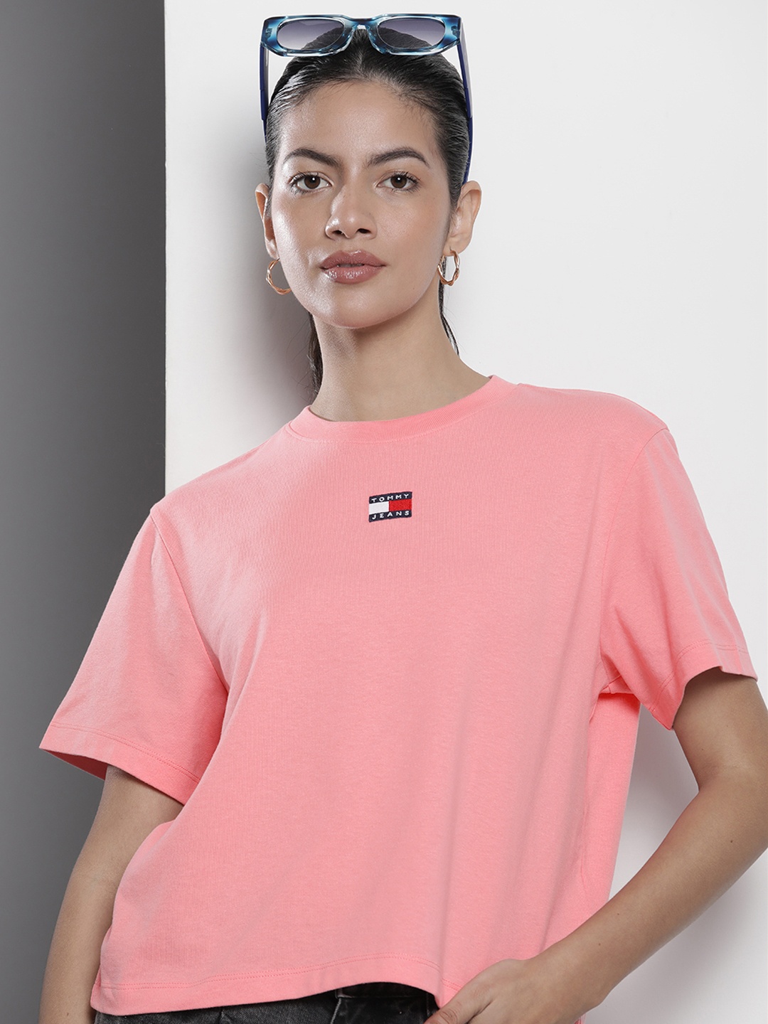 

Tommy Hilfiger Brand Logo Applique Boxy T-shirt, Pink