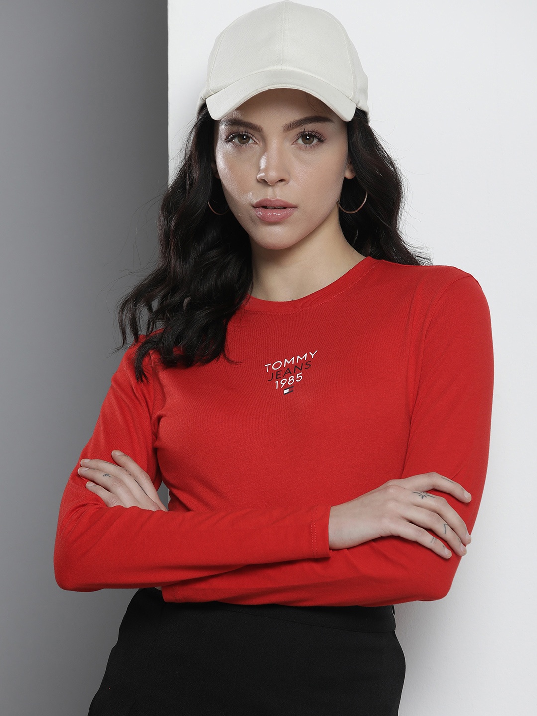 

Tommy Hilfiger Brand Logo Printed Slim Fit T-shirt, Red